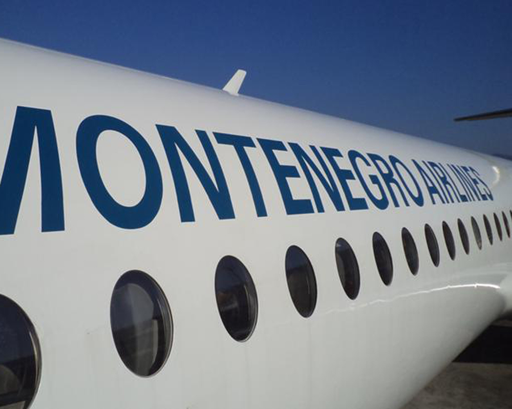 Montenegro Airlines Beograd-1